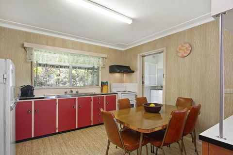 Lake Frontage Family Fun Home - Accommodation Asia 2