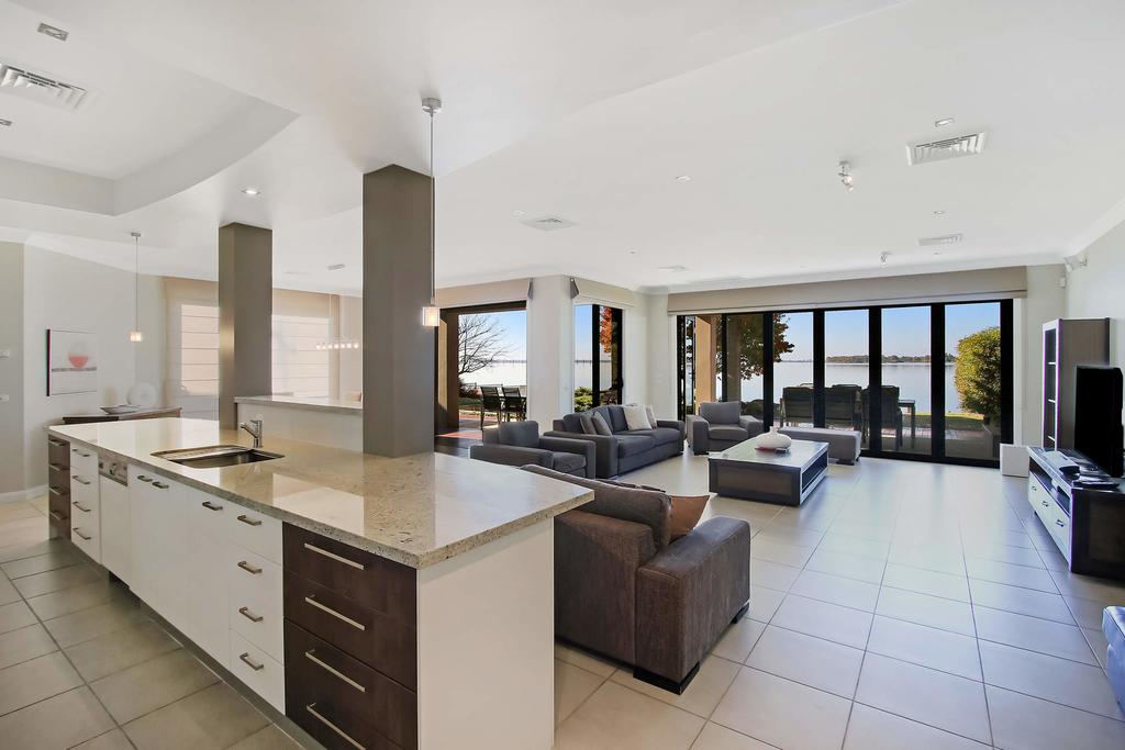  Accommodation Asia