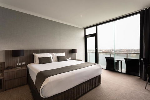 Lakes Hotel - Accommodation Asia 2