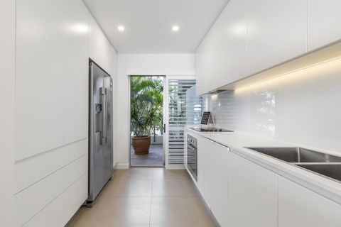 Las Rias Holiday Apartments - Accommodation Asia 3
