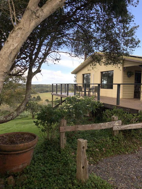 Lavender House - Accommodation Guide 3