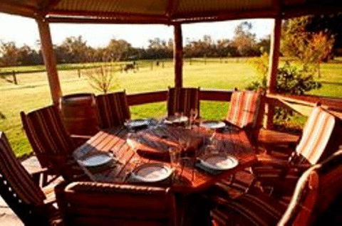 Lazy River Boutique Bed & Breakfast - Accommodation Asia 1