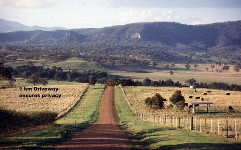 LeCamah Hill - Accommodation Guide 2