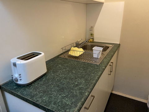 Leeton Hotel - Accommodation Asia 1