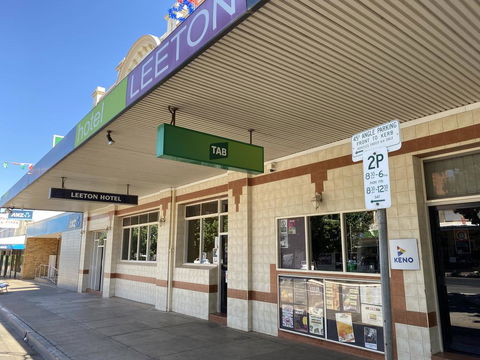Leeton Hotel - Accommodation Asia 0