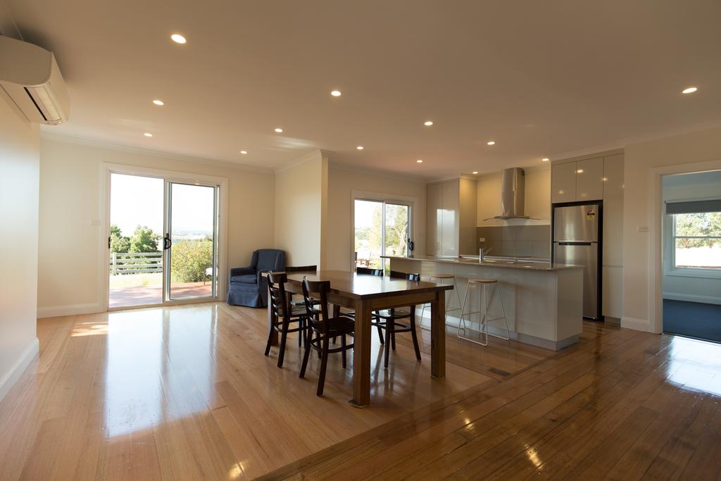 Relbia TAS Accommodation China