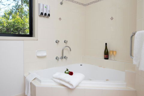 Leisure Inn Pokolbin Hill - Accommodation Asia 3
