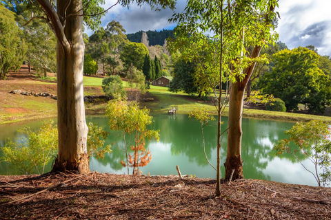 Lewana Cottages - Accommodation Guide 1
