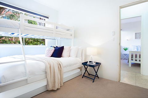 Light And Airy Garden Apartment Steps From Surf - Accommodation Asia 3
