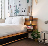 Light Filled Contemporary Urban Oasis Apt  Parking - Accommodation Guide
