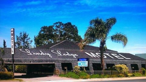 Lindy Lodge Motel - Accommodation Asia 0