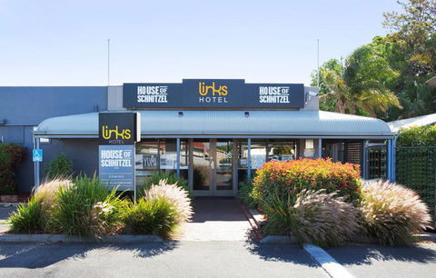 Links Hotel - Accommodation Guide 1