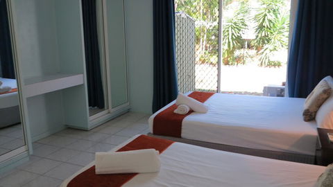 Loyang Apartments Unit 3 - Accommodation China 1