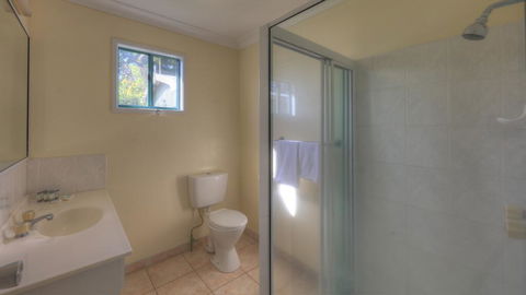 Lucinda Fishing Lodge - Accommodation Guide 3