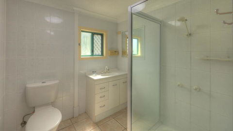 Lucinda Fishing Lodge - Accommodation Guide 2