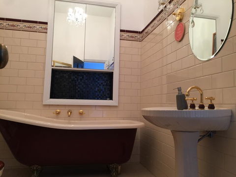 Lucy's Blackwood House - Accommodation China 2