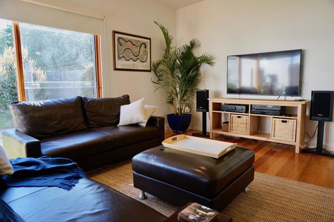 Lumeah - Accommodation Asia 2