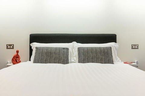 Luxe Executive Suite With Breakfast And Snacks In Paddington Near Darlinghurst, St Vincents - Accommodation Guide 2