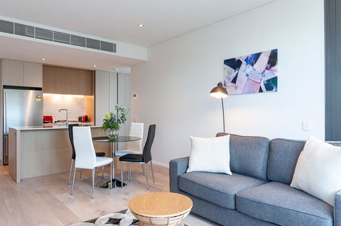 LUXURY APARTMENT / / MOMENTS TO LANE COVE VILLAGE - Accommodation Asia 3