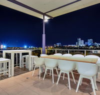 Luxury Darwin City Lights Jacuzzi Central Location Large House New Furnishings - Accommodation China