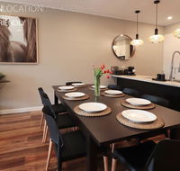 LUXURY Davcorp Executive Rentals - Free Wifi Wine Netflix and Parking in Brompton - Accommodation Asia