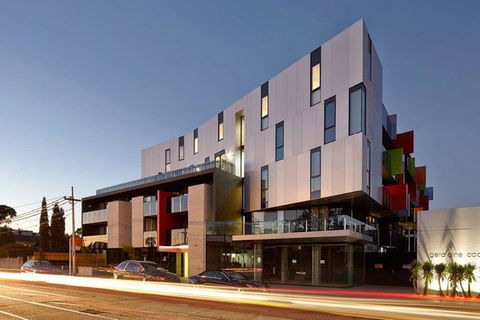 Luxury Large Modern Apartment Close To City, Parks, Shops And Public Transport - Accommodation Guide 0