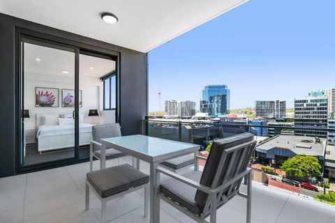 Luxury Living With Panoramic Views - Accommodation Asia 2