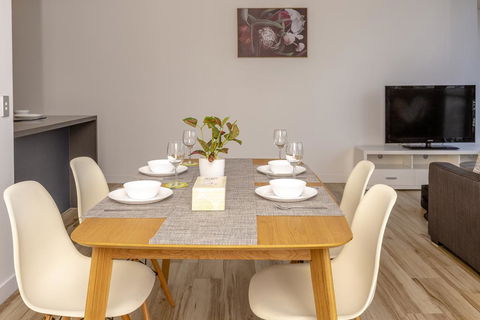 Luxury Modern Apartment In Southport With Hotel Facilities - Accommodation Asia 3