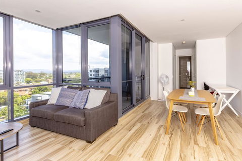 Luxury Modern Apartment In Southport With Hotel Facilities - Accommodation Asia 2