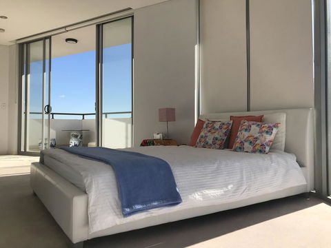 Luxury Ocean Penthouse - Accommodation Asia 2