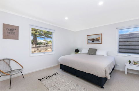 Lyons Cottage - A Quaint Whalers Cottage In Heart Of Port Fairy - Accommodation Asia 2
