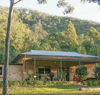 Lyrebird Studio Hideaway in the Watagans - be at one with nature - Accommodation Asia