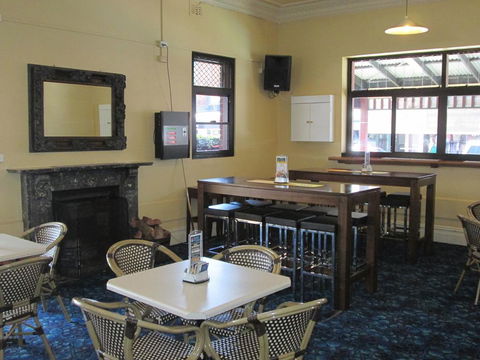 Maclean Hotel - Accommodation Asia 1