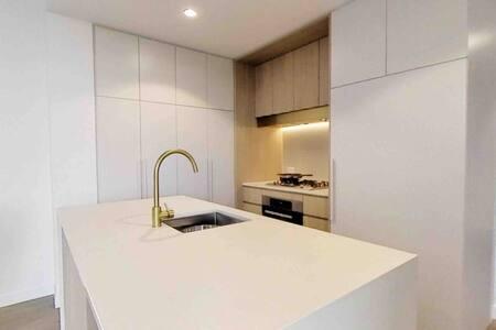Macquarie Park 2beds 2 Bath 400m To Station, Free WIFI, Parking, Netflix - Accommodation Asia 1