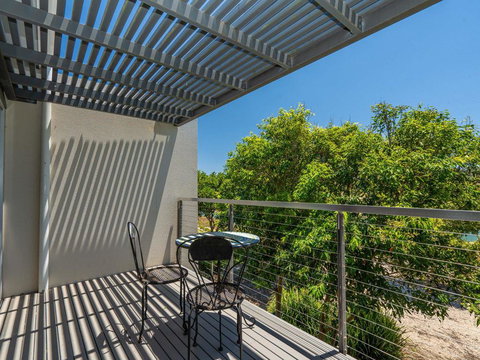 Magenta Shores 1105 - Accommodation Asia 3