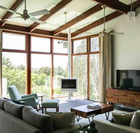 Maldon Views - Accommodation Asia