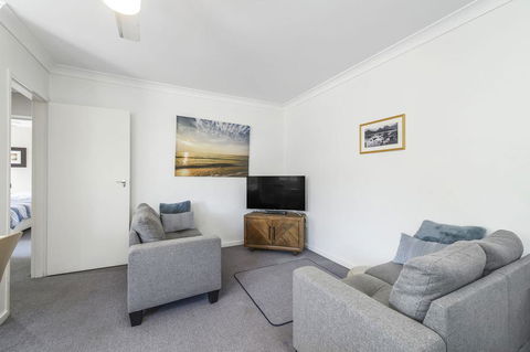 Maliblue, 5/1 Main Street, Crescent Head - Accommodation Asia 0