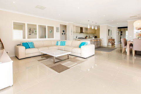 MALIBU - SAFETY BEACH - Accommodation Asia 3