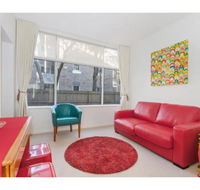 Manly Tranquil Escape - Modern Flat With Pool