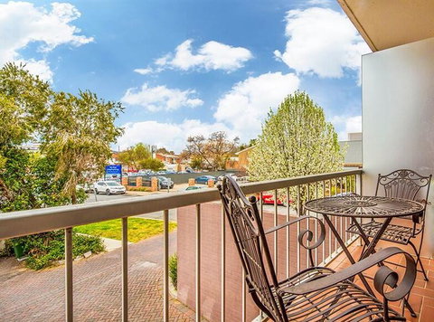 Mantra Pavilion Hotel Wagga - Accommodation Asia 1