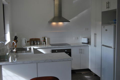 Maple Tree Cottage - Accommodation Asia 1