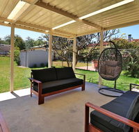 Maria's Beach House - Pet Friendly - Accommodation Asia