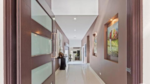 Marin - Accommodation Asia 3