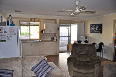 Mariners View Coffin Bay - Accommodation Asia 2