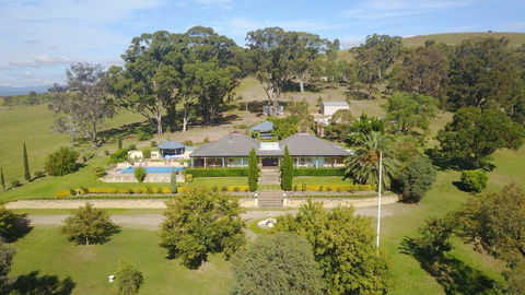 Marrowbone Vineyard Estate - One Of The Hunters Finest Estates - Accommodation Asia 2