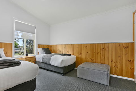 Masons Cottages - Accommodation Asia 2