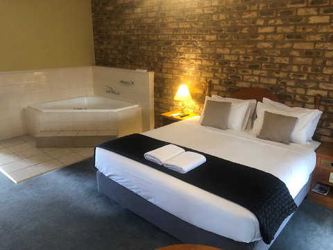 Mercure Port Of Echuca - Accommodation Asia 1