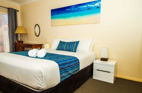 Meridian Beachside Apartments - Accommodation Asia 1