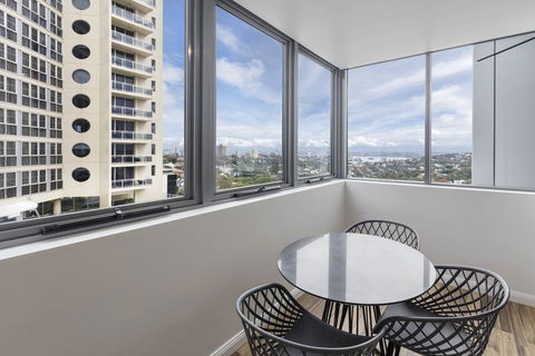 Meriton Suites Bondi Junction - Accommodation Asia 3