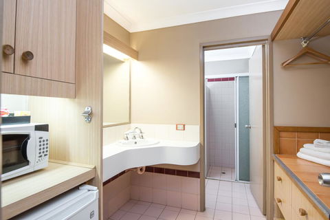 Midas Motel Kalgoorlie - Accommodation Guide 2